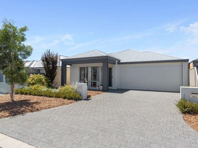 43 Dotterel Way, East Cannington WA 6107