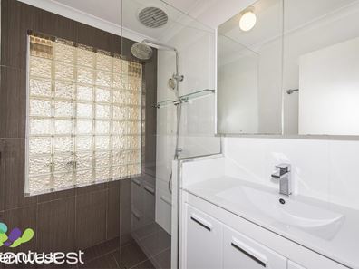 SOLD 24 Chisholm Circle, Seville Grove WA 6112