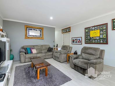 10 Tiffany Centre, Dalyellup WA 6230