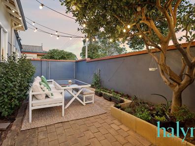 32 Stoneham Street, Joondanna WA 6060