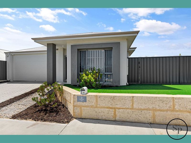 2 Deepwater Way, Lakelands