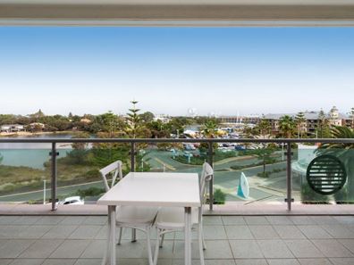 302/16 Dolphin Drive, Mandurah WA 6210