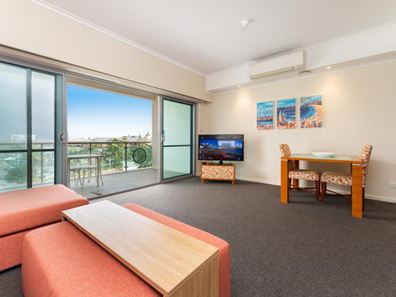 302/16 Dolphin Drive, Mandurah WA 6210