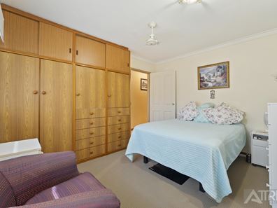 53 Hume Road, Thornlie WA 6108