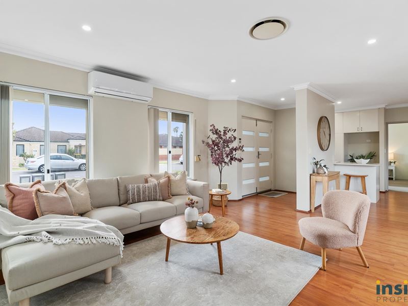 1/14 Mathoura Street, Midland