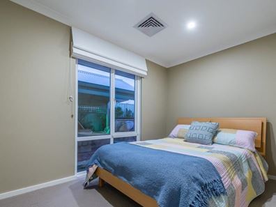34 Bacchante Circle, Ocean Reef WA 6027