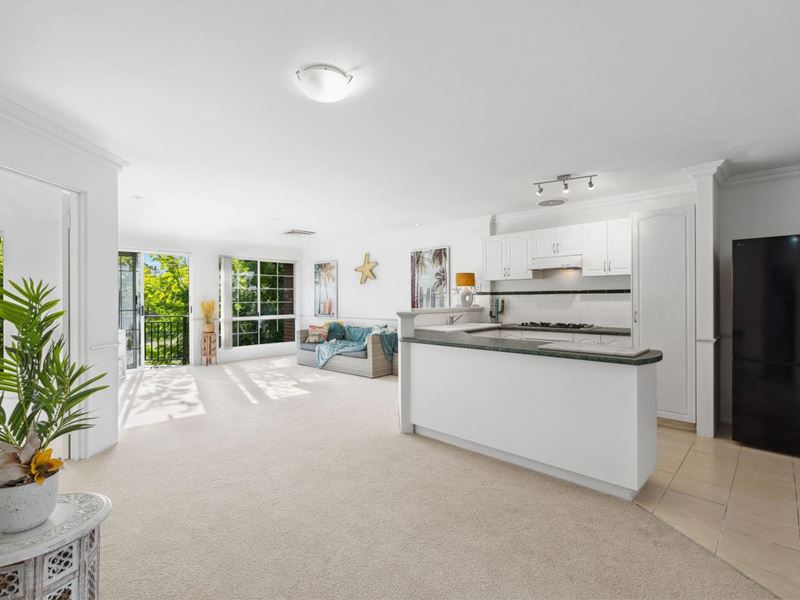 8/64 Moondine Drive, Wembley WA 6014