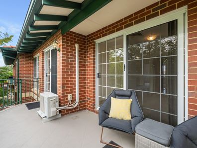 8/64 Moondine Drive, Wembley WA 6014