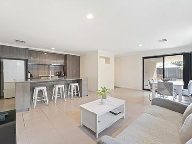 19 Chilvers Street, Baldivis WA 6171