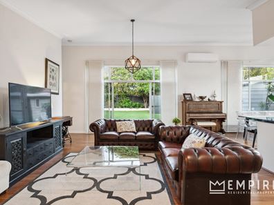 4 Schacht Court, Myaree WA 6154