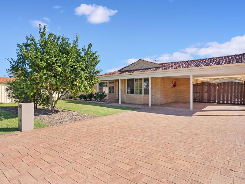 145 Trailwood Drive, Woodvale WA 6026