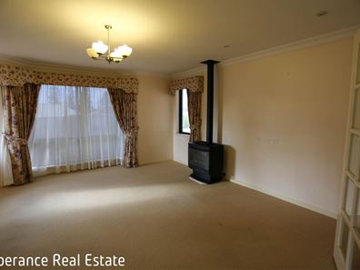 25 Walmsley Street, Castletown WA 6450