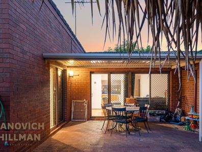 3/57 Thelma Street, Como WA 6152