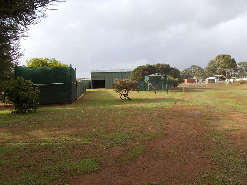 31 Border Drive, Deepdale WA 6532