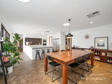 102 Davy Street, Booragoon WA 6154