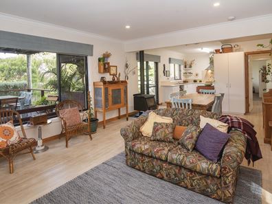 9 Molloy Street, Augusta WA 6290