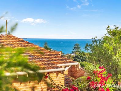 8/4 Perina  Way, City Beach WA 6015