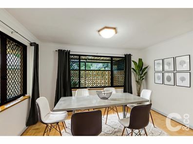 11 Elmslie Street, Orelia WA 6167