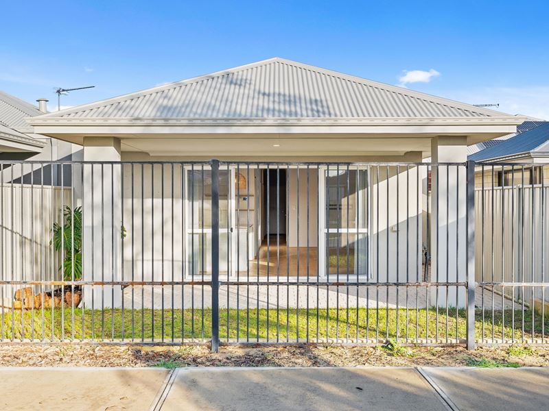 3 Tarmoola Street, Golden Bay WA 6174