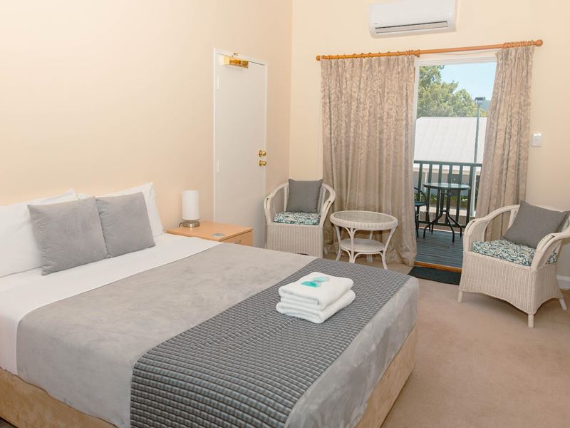 58/125 Avon  Terrace, York WA 6302