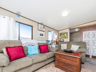 140/1 Williams Way, Seabird WA 6042