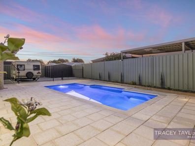 38 Grand Paradiso Parade, Merriwa WA 6030