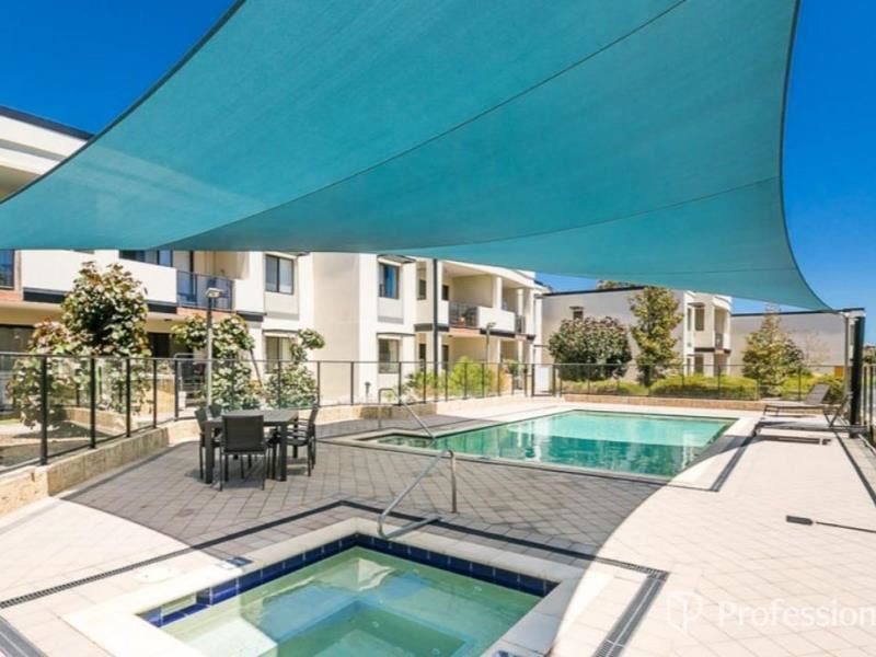 35/5 Eastleigh Loop, Currambine WA 6028