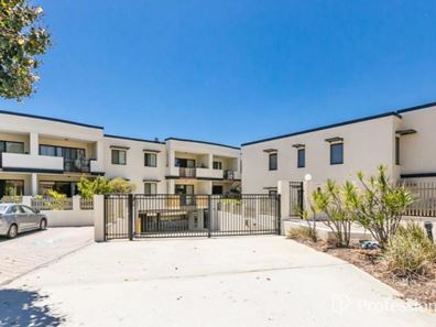 35/5 Eastleigh Loop, Currambine WA 6028