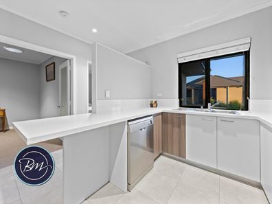 8/81 Mell Road, Spearwood WA 6163