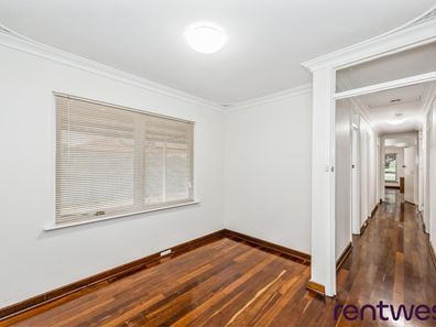 17 Scole Place, Huntingdale WA 6110