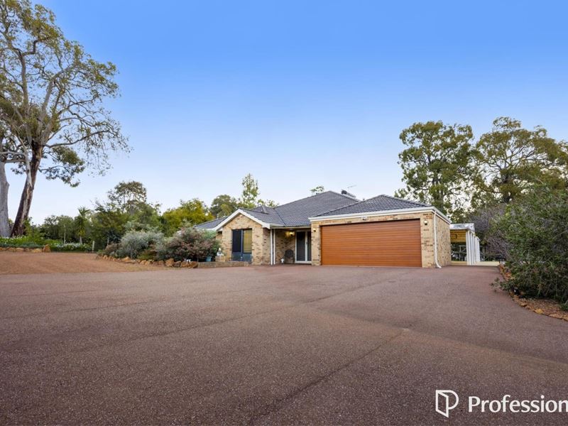 8 Hibbertia Court, Jarrahdale WA 6124
