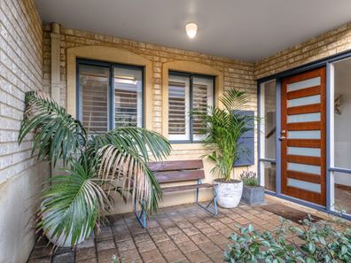 3/5 Pensioner Guard Road, North Fremantle WA 6159