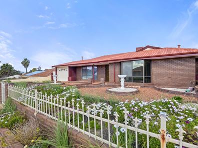 36 Mcallister Way, Beechboro WA 6063