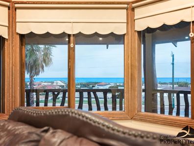 11 Onedin Court, Wandina WA 6530