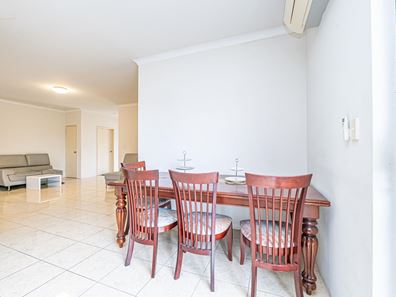 2/8 Brinkley Street, Cannington WA 6107