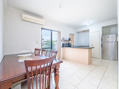 2/8 Brinkley Street, Cannington WA 6107