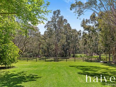 7 Beverley Terrace, South Guildford WA 6055