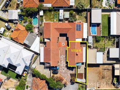 4/3 Ives Place, Hamilton Hill WA 6163