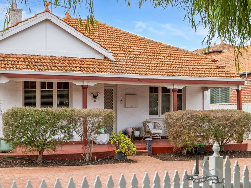 126 Sixth Avenue, Inglewood