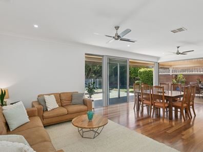 33 Oakdale Street, Floreat WA 6014
