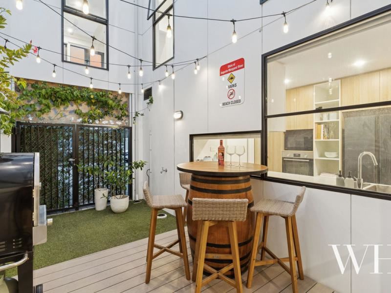 10/6 Parney Close, North Coogee