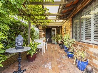 15/16 Perina Way, City Beach WA 6015