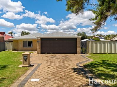 89 Peelwood Parade, Halls Head WA 6210