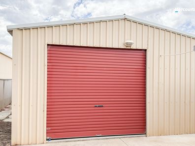 28 North Shore Drive, Dongara WA 6525