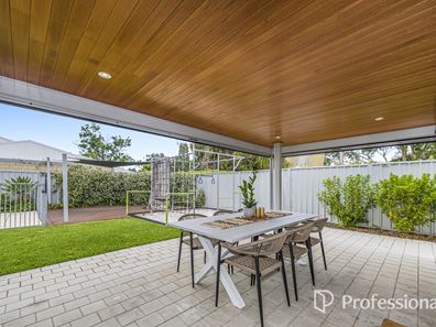 17 Deakin Street, Bassendean WA 6054