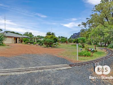 20 Hill Street, Waroona WA 6215