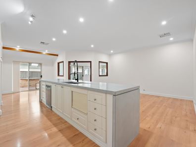 13 Bandol Gardens, Secret Harbour WA 6173