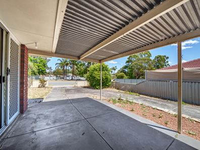 112 Gosnells Road West, Maddington WA 6109