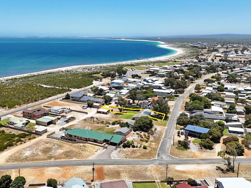 36 PADBURY STREET, Jurien Bay WA 6516