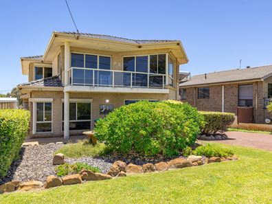 352 Safety Bay Road, Safety Bay WA 6169